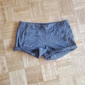 💥3 for $15💥 Talula black slip on button shorts